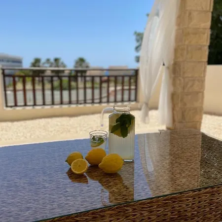 Villa Denis, Marine Drive, Coral Bay Peyia Exterior photo